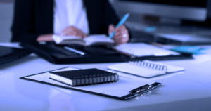 Qual a função de assistente administrativo?