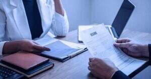 Recrutadores eliminam currículos em até 20 segundos