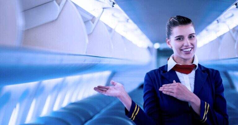 O que faz um comissário de bordo?