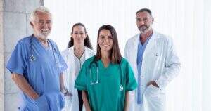 Cresce número de profissionais de saúde em busca de emprego, revela levantamento do BNE