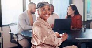 Paraná foi o segundo estado com mais buscas por vagas para profissionais com 50 anos ou mais em 2024