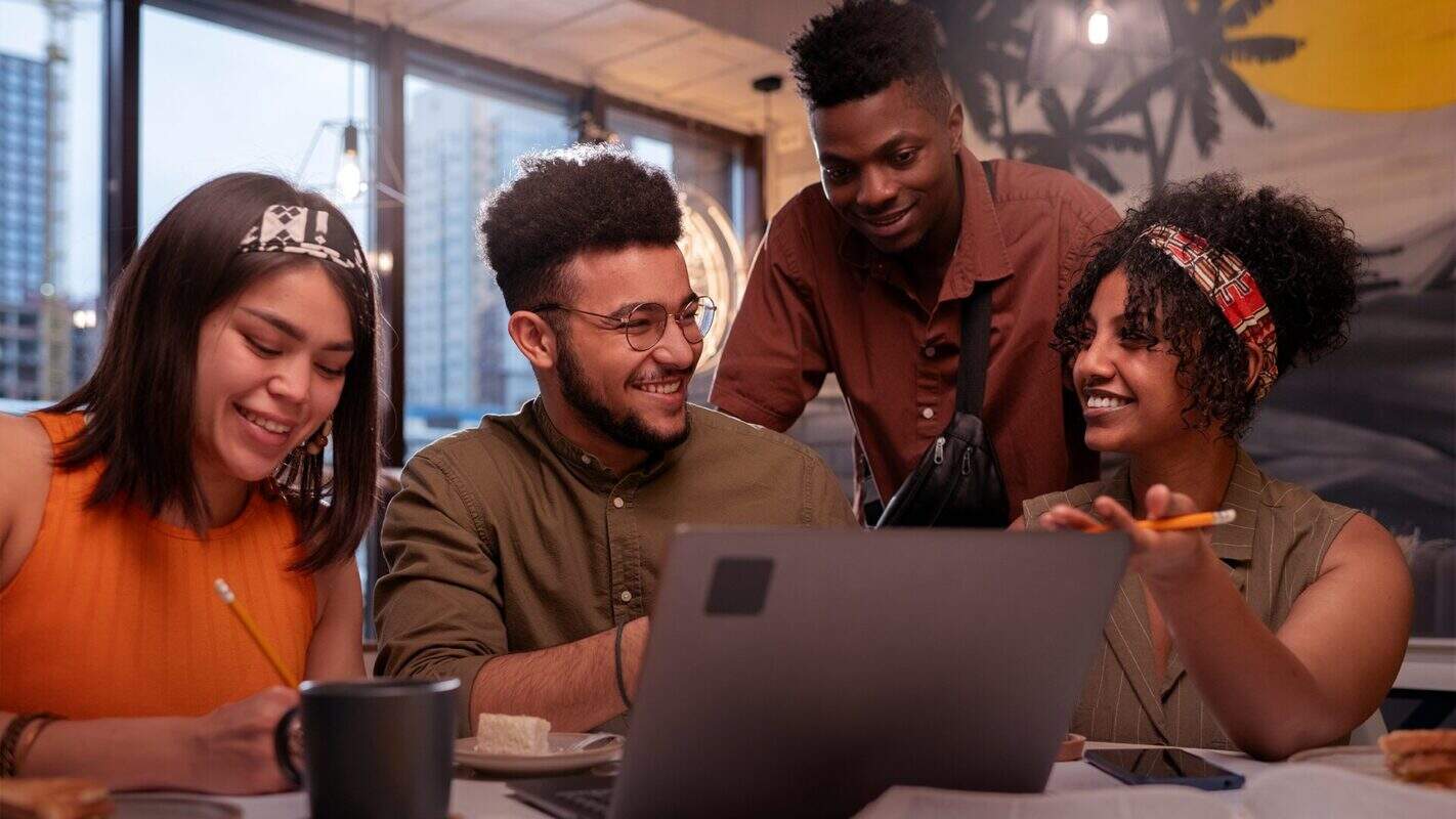 Analista Administrativo: O que faz, quanto ganha e como seguir a carreira