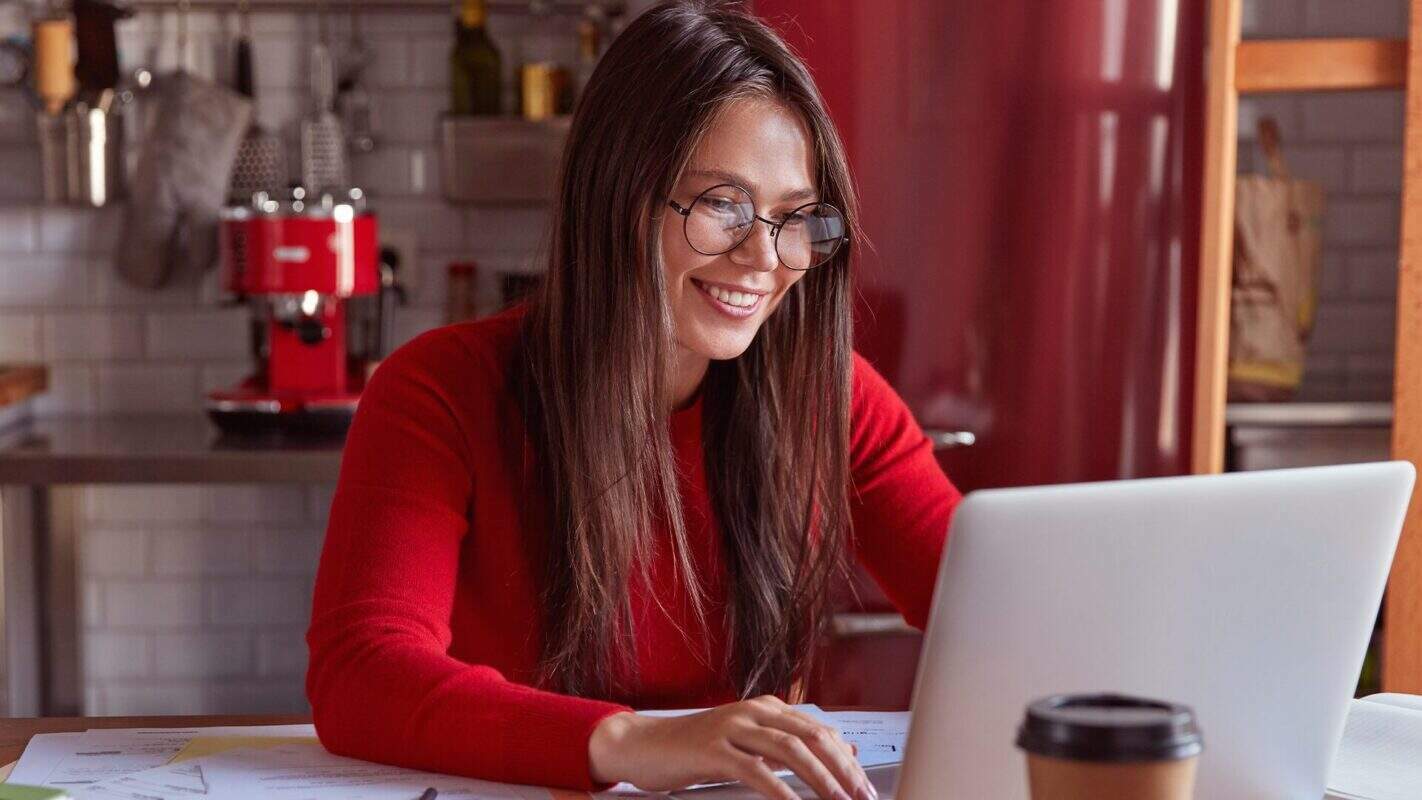 Marketing registra alta de mais de 25% em vagas e candidaturas em 2024